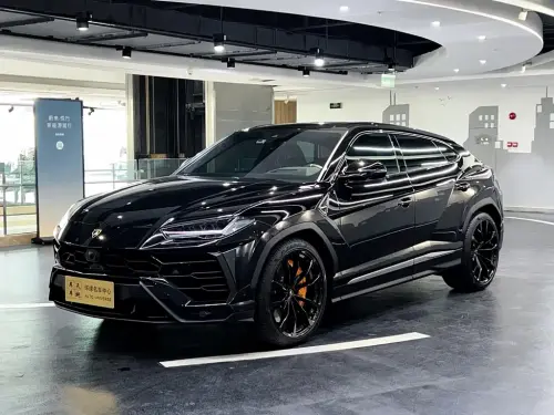 Lamborghini Urus, 2021