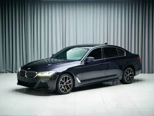 BMW 5-Series, 2021
