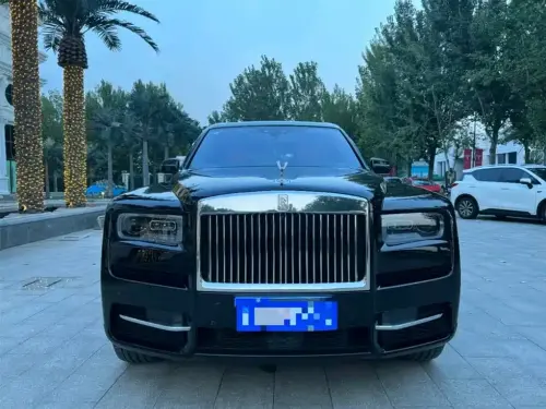 Rolls-Royce Cullinan, 2021