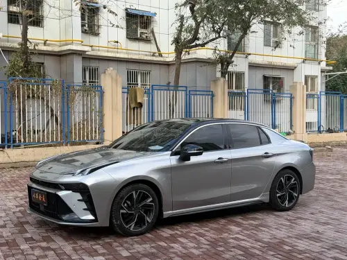 Lynk & Co 03, 2023