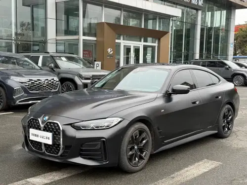 BMW 4-Series, 2023