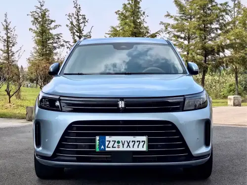AITO M7, 2023