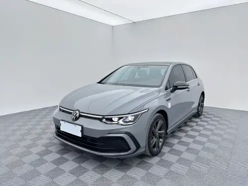 Volkswagen Golf, 2022