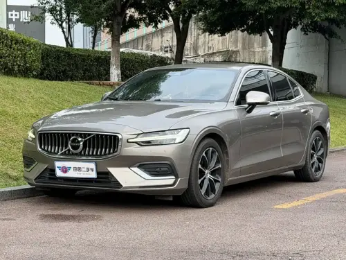 Volvo S60, 2021