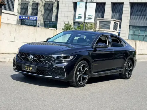 Volkswagen Passat, 2024