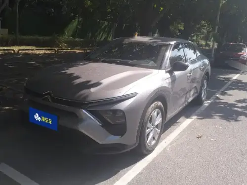 Citroen C5 X, 2025