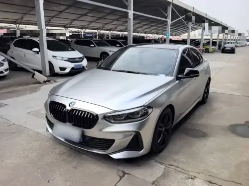 BMW 1-Series, 2022