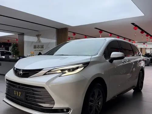 Toyota Sienna, 2024