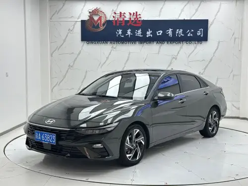 Hyundai Elantra, 2023