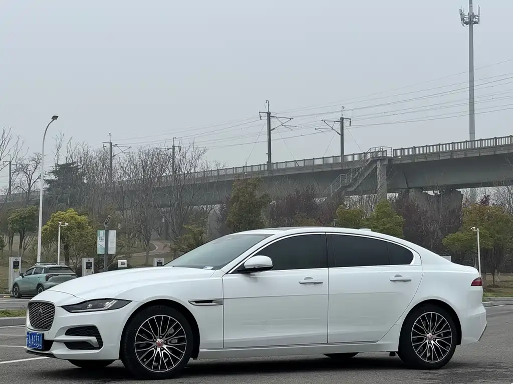 Jaguar 捷豹XEL, 2022