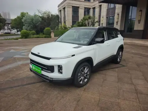 Geely ICON, 2025