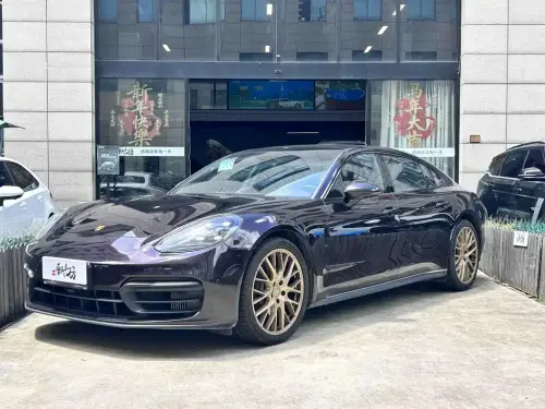 Porsche Panamera, 2023