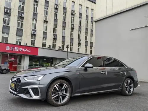 Audi A4, 2021