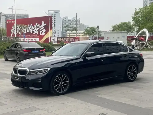 BMW 3-Series, 2021
