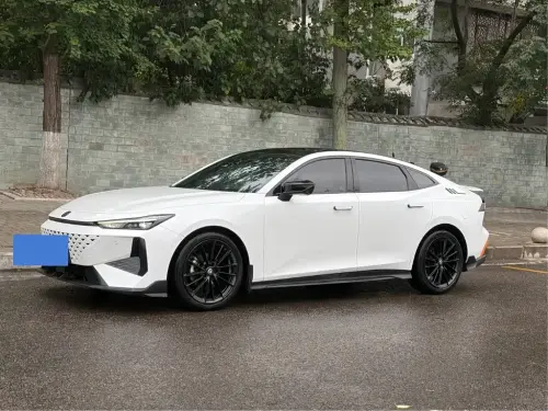 Changan UNI-V, 2024