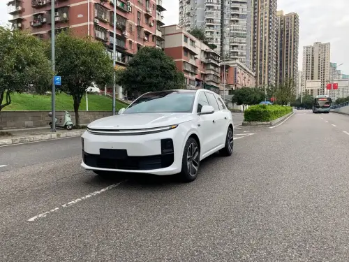 Li Auto L6, 2024