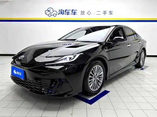 Toyota Camry, 2025