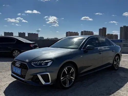 Audi A4, 2021