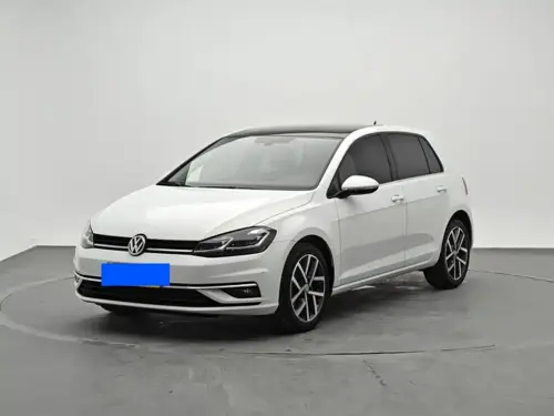 Volkswagen Golf, 2020
