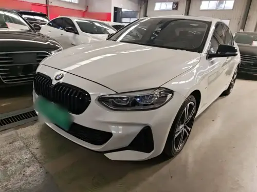 BMW 1-Series, 2021