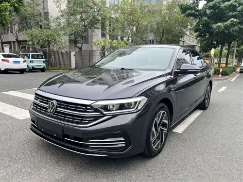 Volkswagen Sagitar, 2023