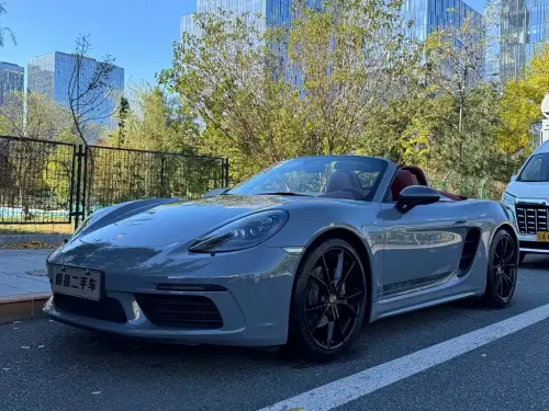 Porsche 718, 2023