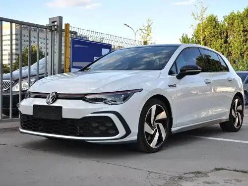 Volkswagen Golf GTI, 2022
