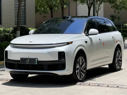 Li Auto L7, 2025
