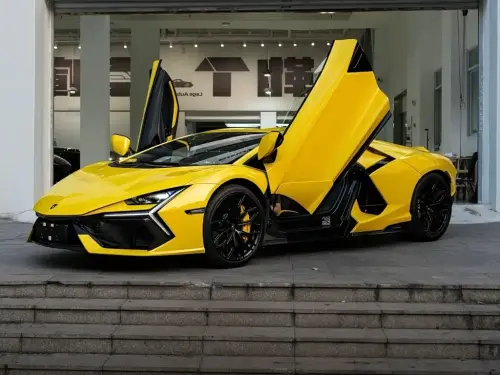 Lamborghini Revuelto, 2025