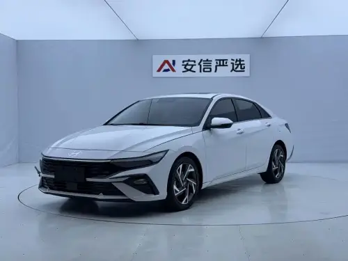 Hyundai Elantra, 2024