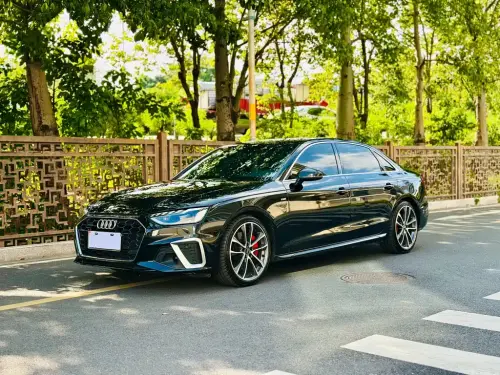 Audi A4, 2022
