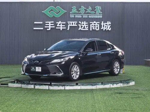 Toyota Camry, 2023