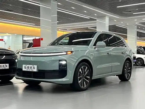 Li Auto L6, 2025