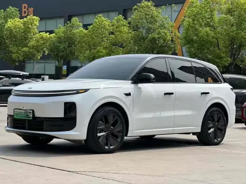 Li Auto L6, 2025