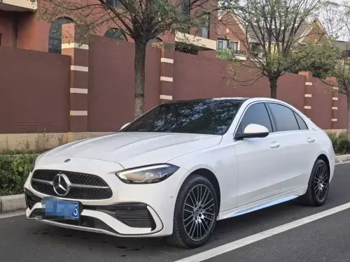 Mercedes-Benz C-Class, 2025