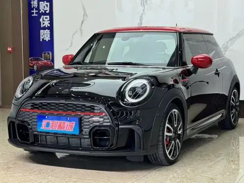 Mini MINI JCW, 2022