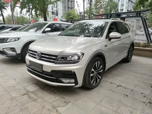 Volkswagen Tiguan, 2020