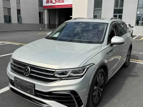 Volkswagen Tiguan, 2022
