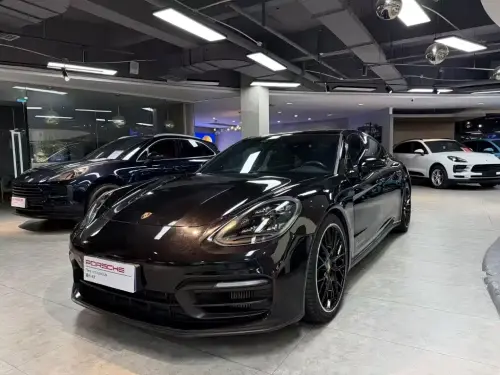 Porsche Panamera, 2021