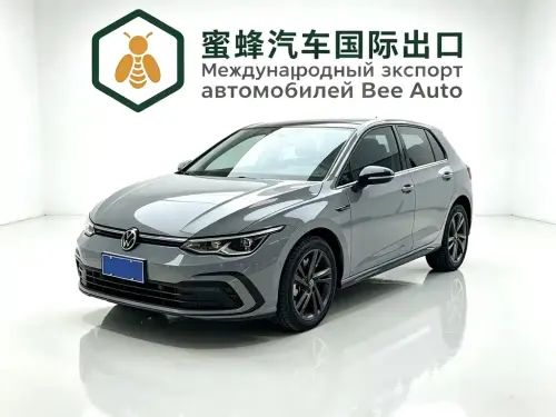 Volkswagen Golf, 2022