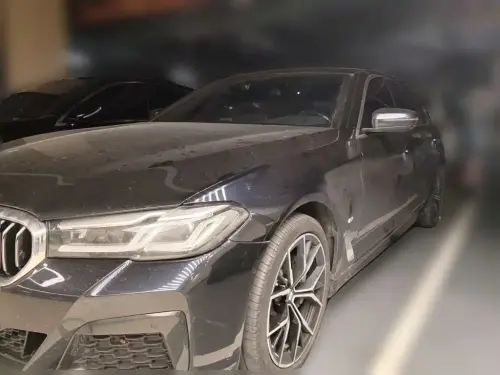 BMW 5-Series, 2023