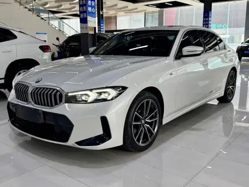 BMW 3-Series, 2023