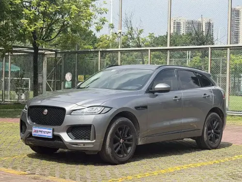 Jaguar F-PACE, 2020