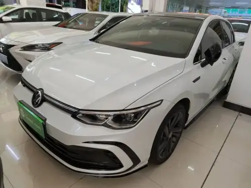 Volkswagen Golf, 2021