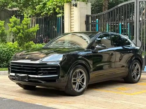 Porsche Cayenne, 2023