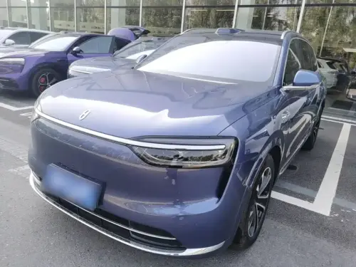 AITO M7, 2025