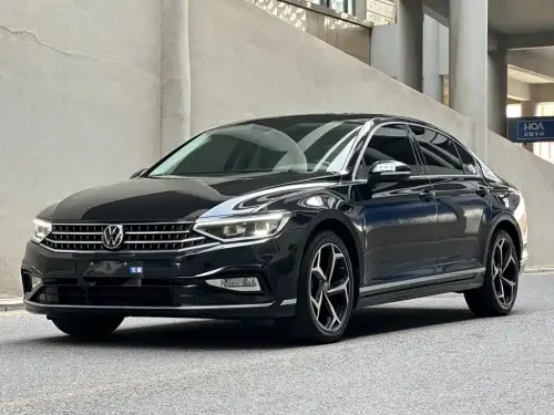 Volkswagen Magotan, 2023