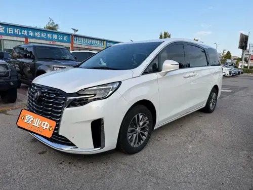 Buick GL8, 2023