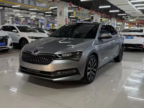 Skoda Superb, 2023