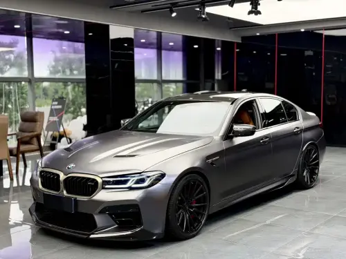 BMW 5-Series M, 2021